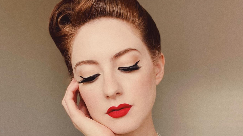 Woman in 1940s-style makeup