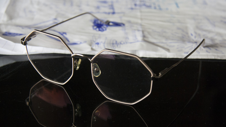 Octagonal eyeglass frames 