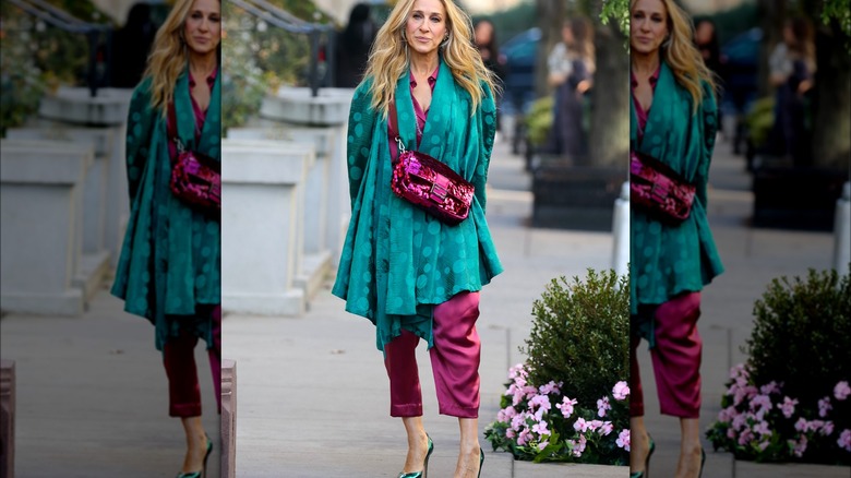 Sarah Jessica Parker as Carrie Bradshaw Fendi Baguette