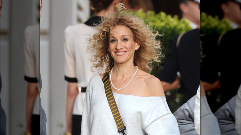 Sarah Jessica Parker as Carrie Bradshaw curly hair