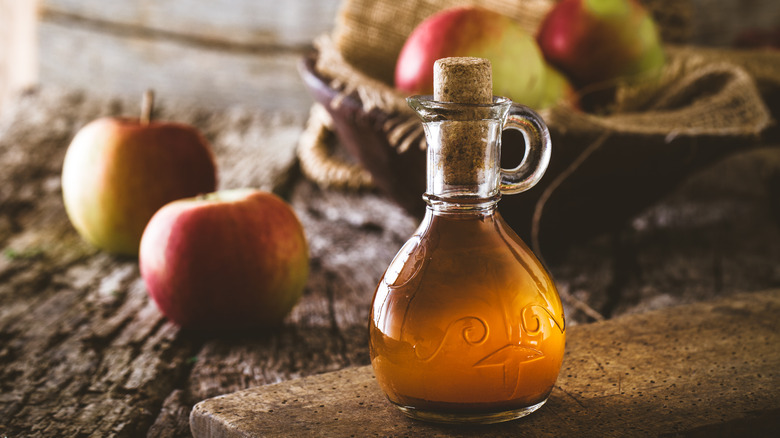 Apple cider vinegar