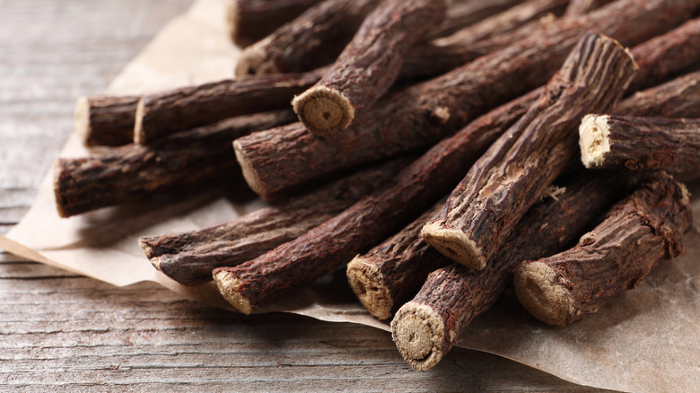 licorice root dried on table