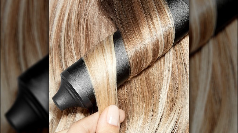 ghd wand curling blonde hair