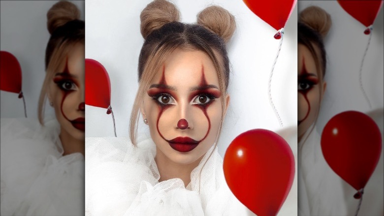 Pennywise the Clown makeup