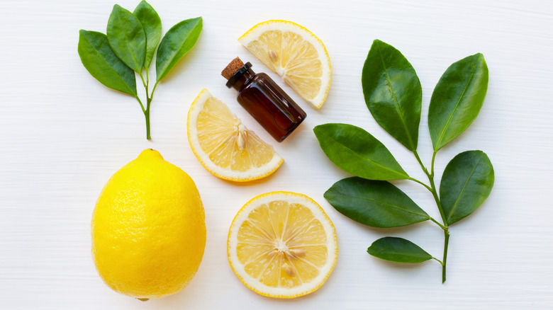 essential oil of lemon peel