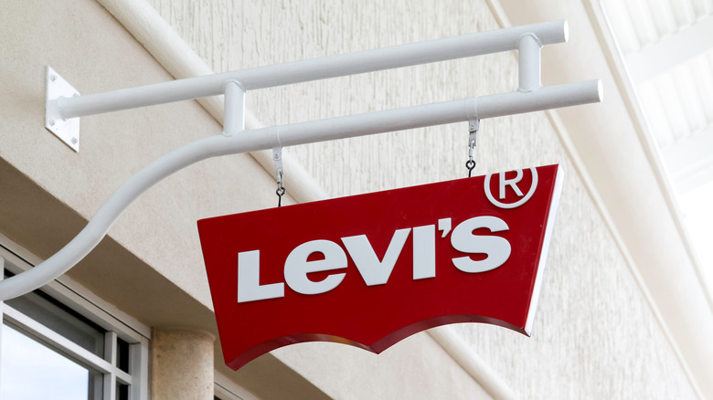 Levi's