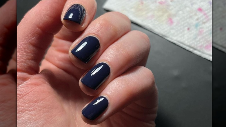 navy blue nails