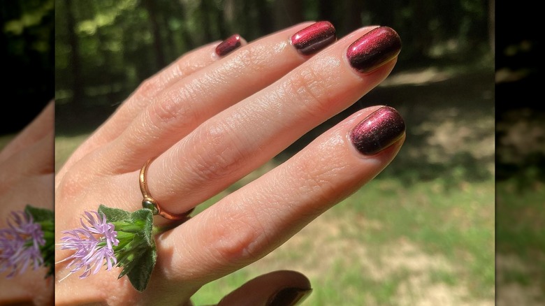 shimmery red nails