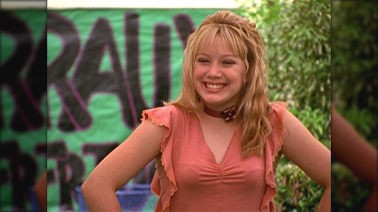 lizzie mcguire crimped hair