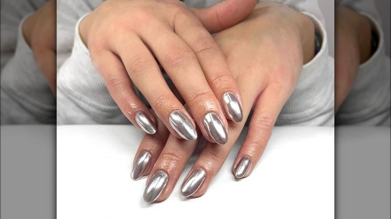 silver chrome nails