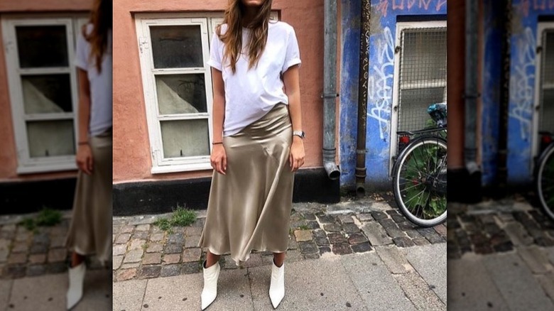 maxi skirt tee and white ankle boots