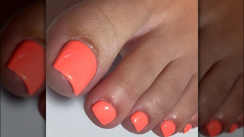 16 Colors Youll Want For All Of Your 2023 Pedicures