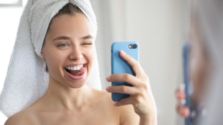 bathroom selfie