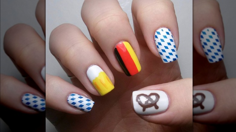 german theme nails on fingers