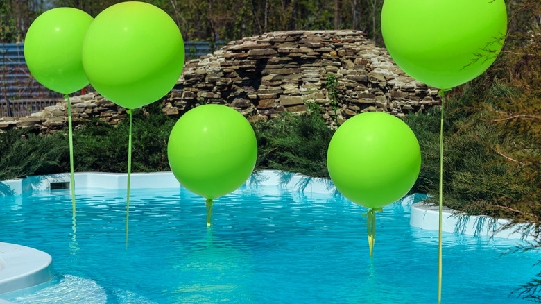 poolside balloons