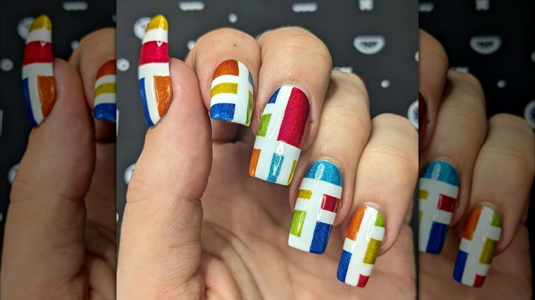 White nails with vinyl pattern