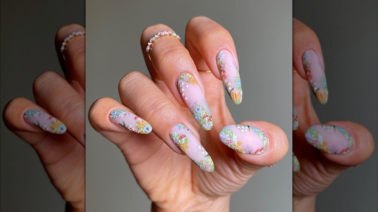 detailed wildflower nails