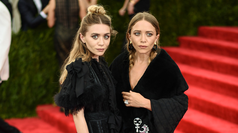 Ashley, Mary Kate Olsen in black Dior