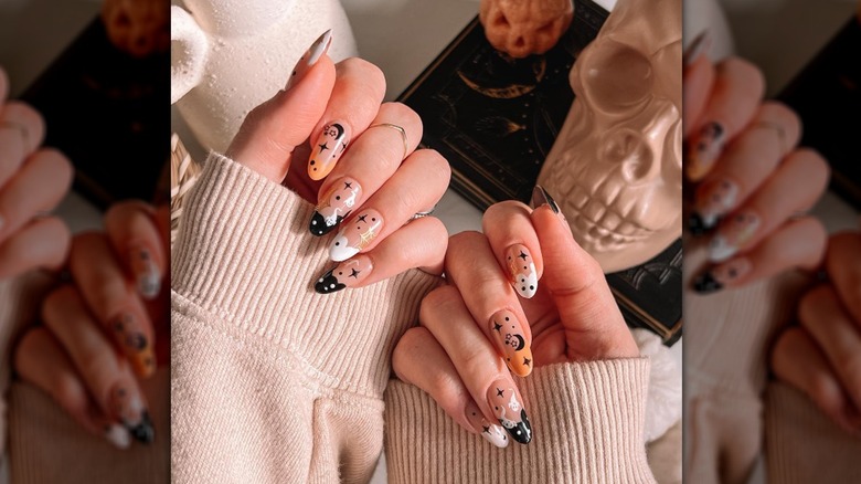 Halloween style French manicure