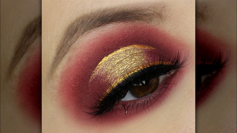 Glitter cut crease eyeshadow