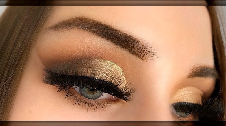 Glitter cut crease eyeshadow