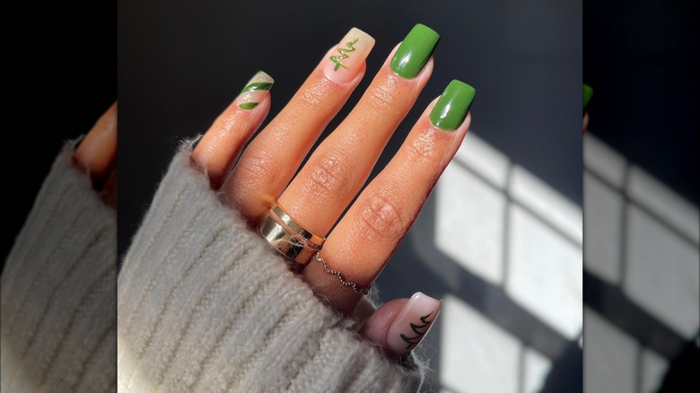 Abstract Christmas tree nail design