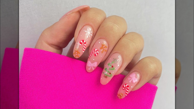 Festive motif nails