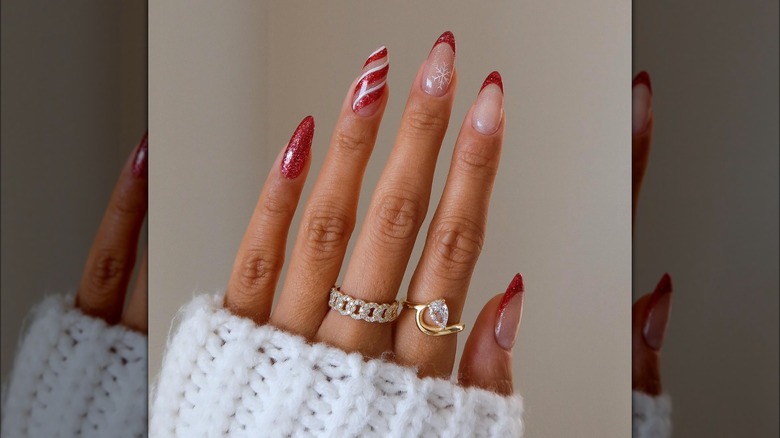 red and white christmas nails