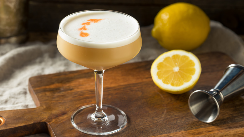 Pisco Sour cocktail