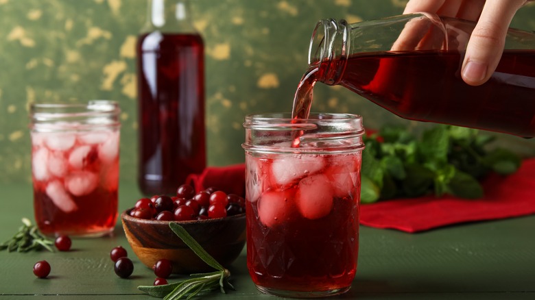 Cranberry Maple Rosemary Mocktail