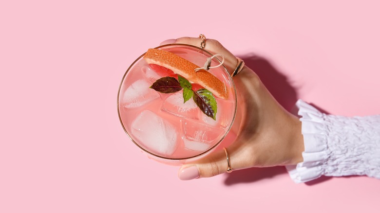 Pink Grapefruit Fizz