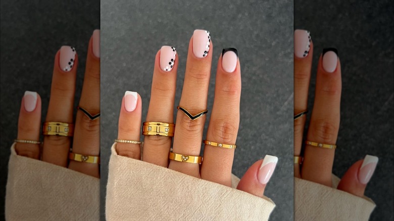 Black and white flower manicure