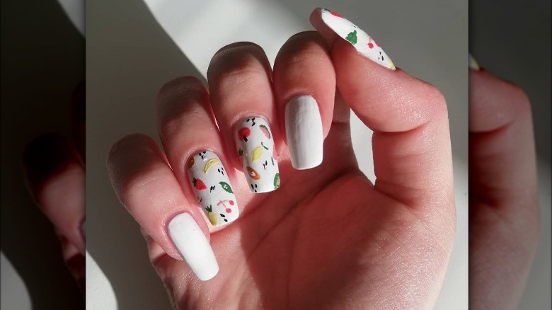 33 Juicy Fruit-Inspired Nails For Your Next Sweet Summer Manicure