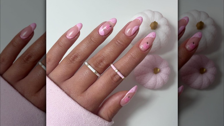 Pink pumpkin nails