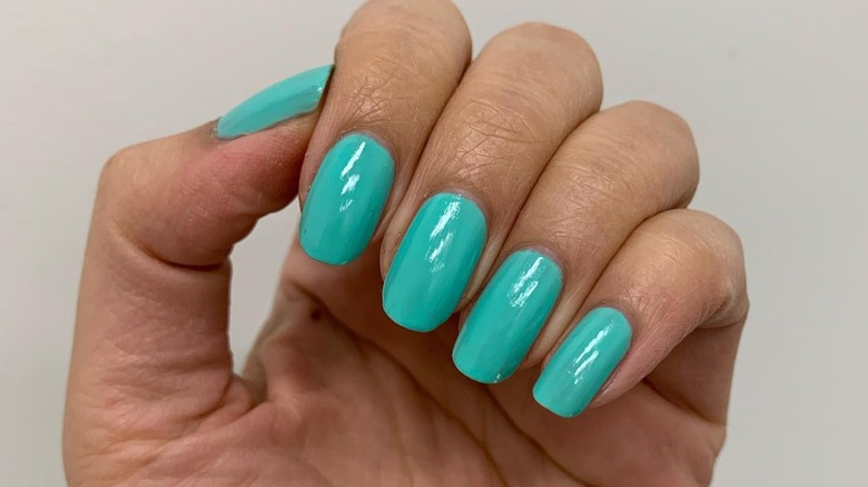 Perfectly shiny nails