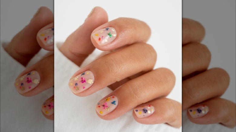 Floral cottagecore nails