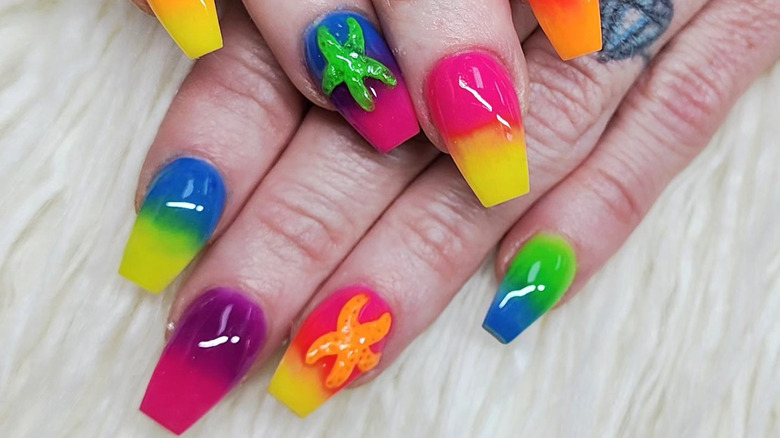 multicolored nails with starfish