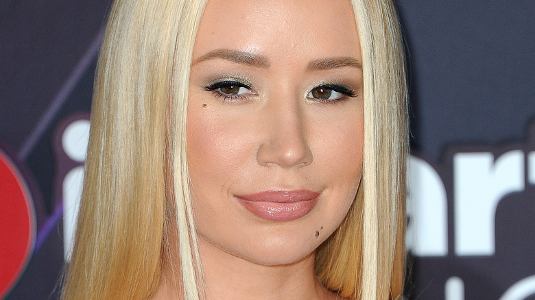 Iggy Azalea plastic surgery