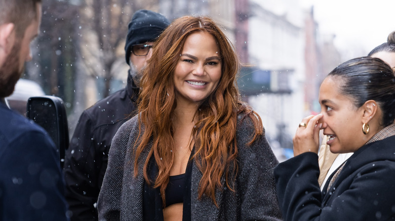 Chrissy Teigen graduated layers hairstyle