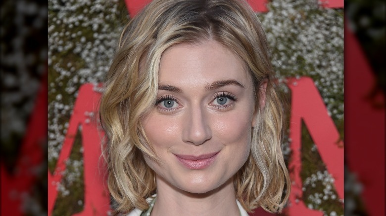 Elizabeth Debicki short beach waves