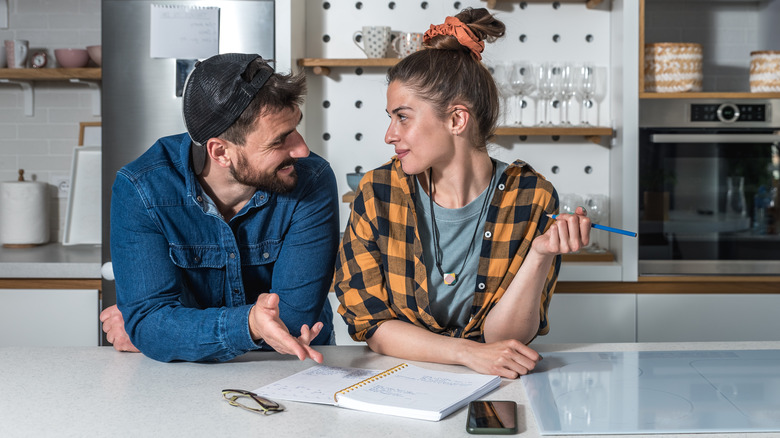 Couple makes list together