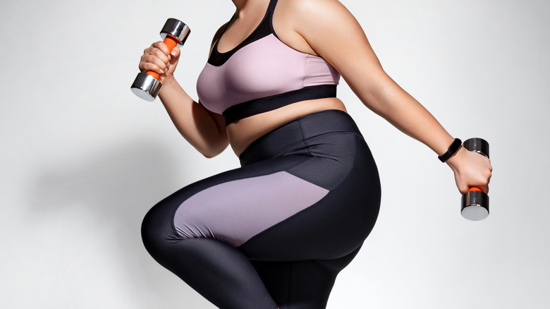 plus-sized model in sportswear