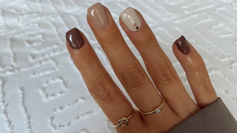 Brown ombré nails