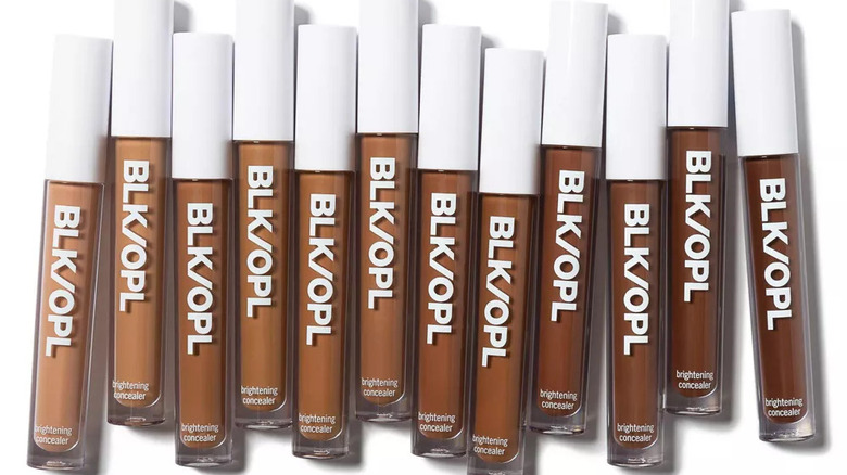 Black opal concealer