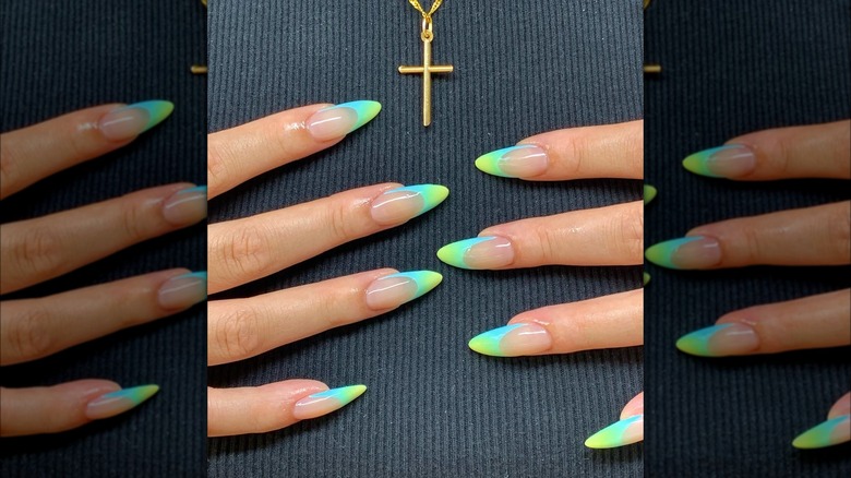 Neon French tips