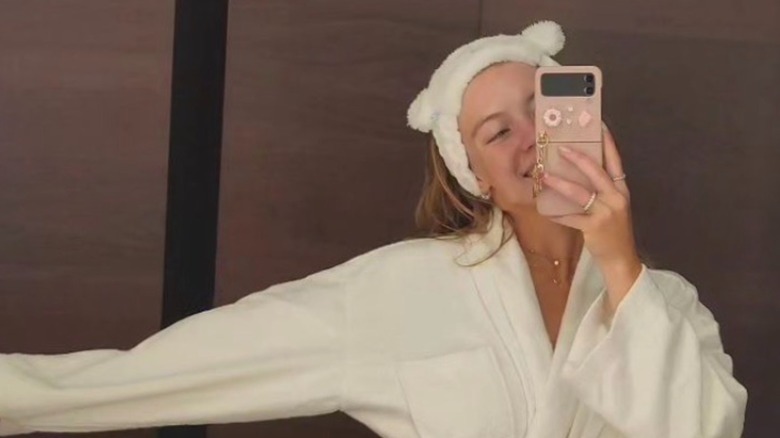 Sydney Sweeney in bathrobe