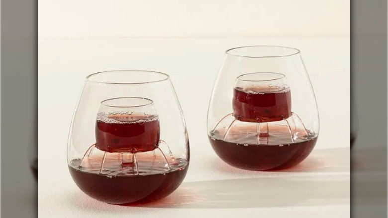 wine glass cup aerating