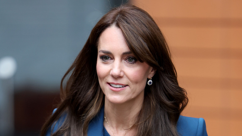 Kate Middleton wearing blue blazer