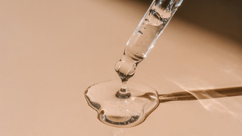 Pipette dispensing clear liquid