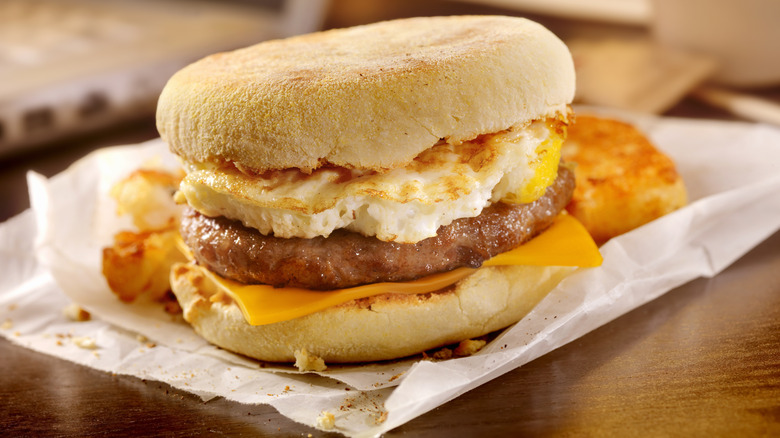fast food breakfast sandwich